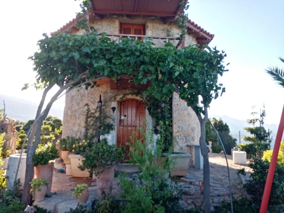 Traditional Windmill-Milos Kroustas 외부 사진